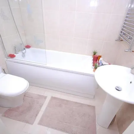 Beautiful 2-Bed Apartment In Swords 公寓 *