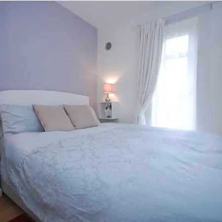 Beautiful 2-Bed Apartment In Swords 公寓 索兹